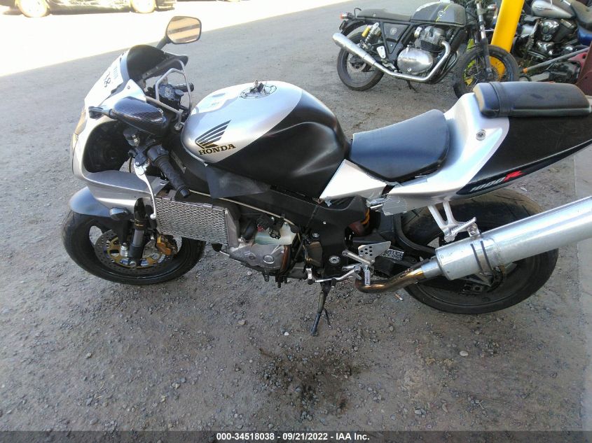 2001 HONDA RVT1000 R JH2SC45371M100785