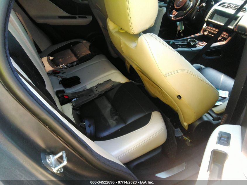 2020 JAGUAR F-PACE S - SADCM2FV3LA637595