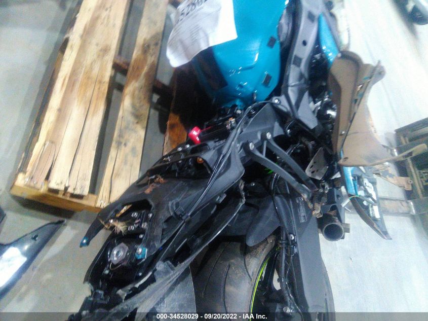 2021 KAWASAKI ZX636 K JKBZXJH15MA009675
