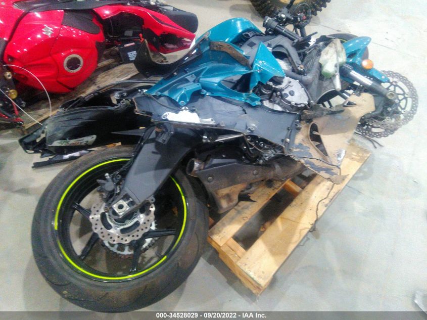 2021 KAWASAKI ZX636 K JKBZXJH15MA009675