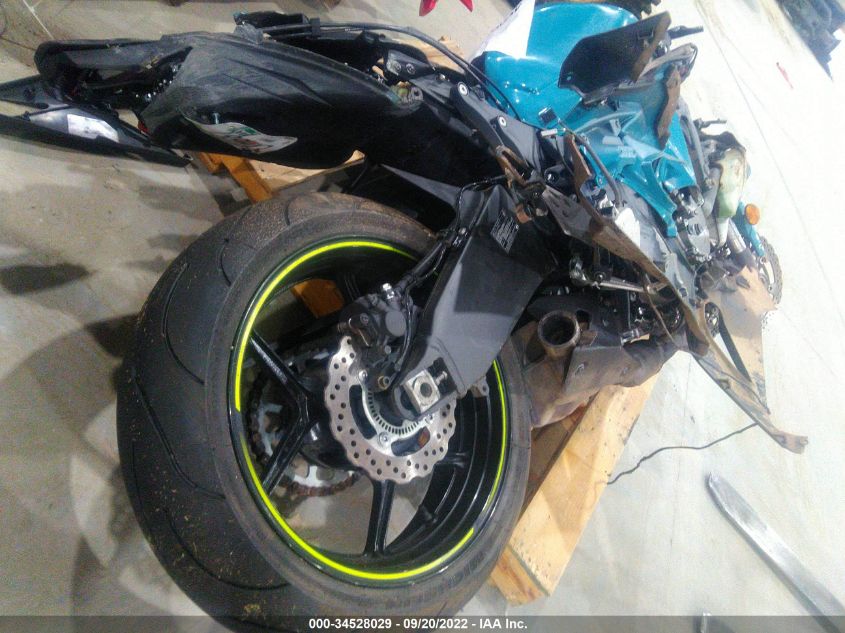 2021 KAWASAKI ZX636 K JKBZXJH15MA009675