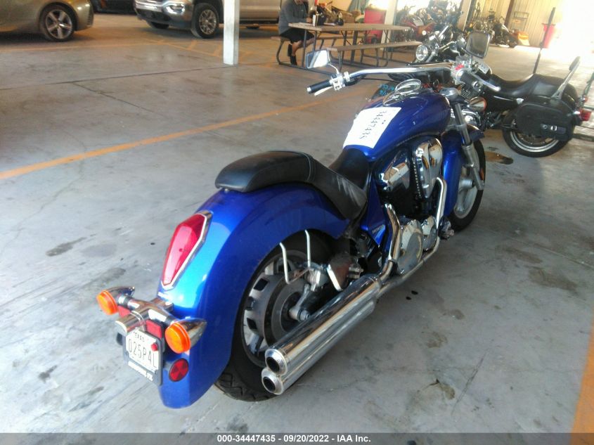 2015 HONDA VT1300 CR JH2SC6608FK500373