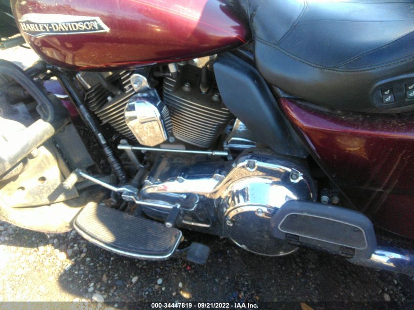 2015 HARLEY-DAVIDSON FLHTCUTG TRI GLIDE ULTRA 1HD1MAL35FB852473