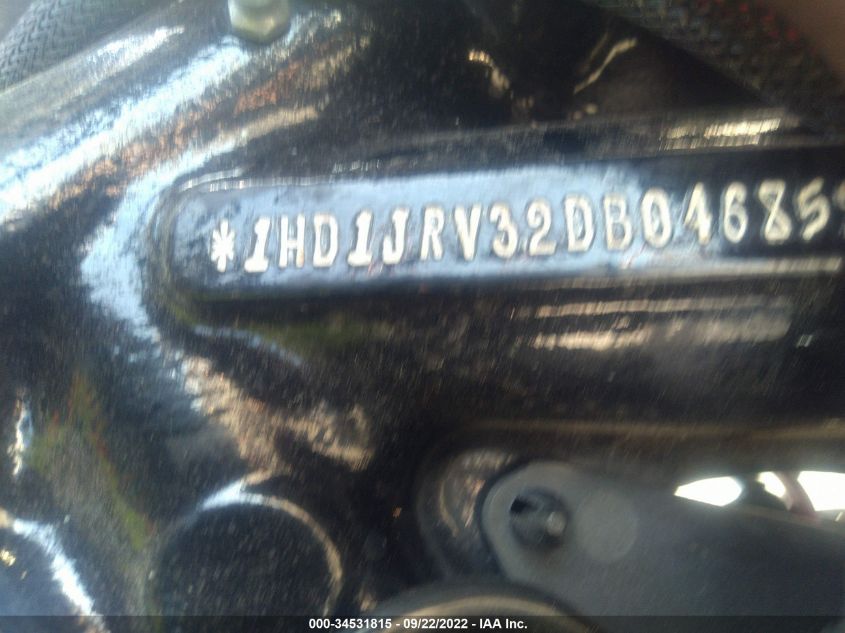 2013 HARLEY-DAVIDSON FLS SOFTAIL SLIM 1HD1JRV32DB046852