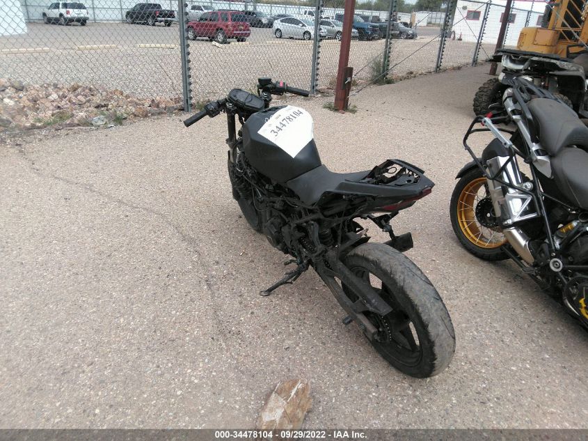 2019 KAWASAKI EX400 JKAEXKH15KDA27357