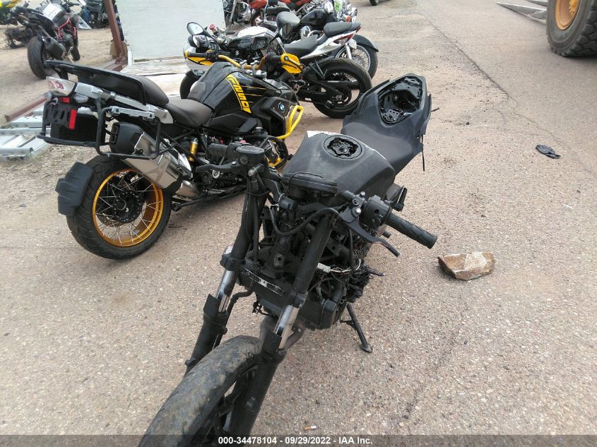 2019 KAWASAKI EX400 JKAEXKH15KDA27357