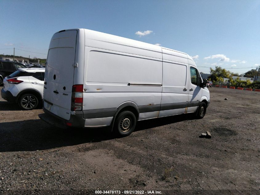 2013 MERCEDES-BENZ SPRINTER CARGO VANS WD3PE8CC4D5806026