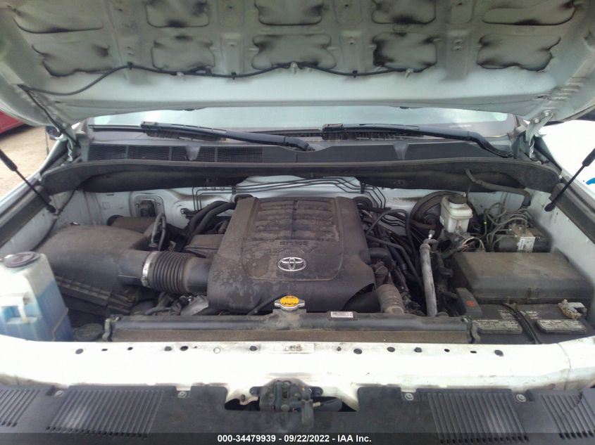 2017 TOYOTA TUNDRA SR 5.7L V8 - 5TFUY5F15HX631031