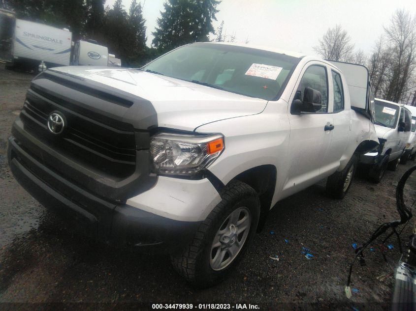 2017 TOYOTA TUNDRA SR 5.7L V8 - 5TFUY5F15HX631031