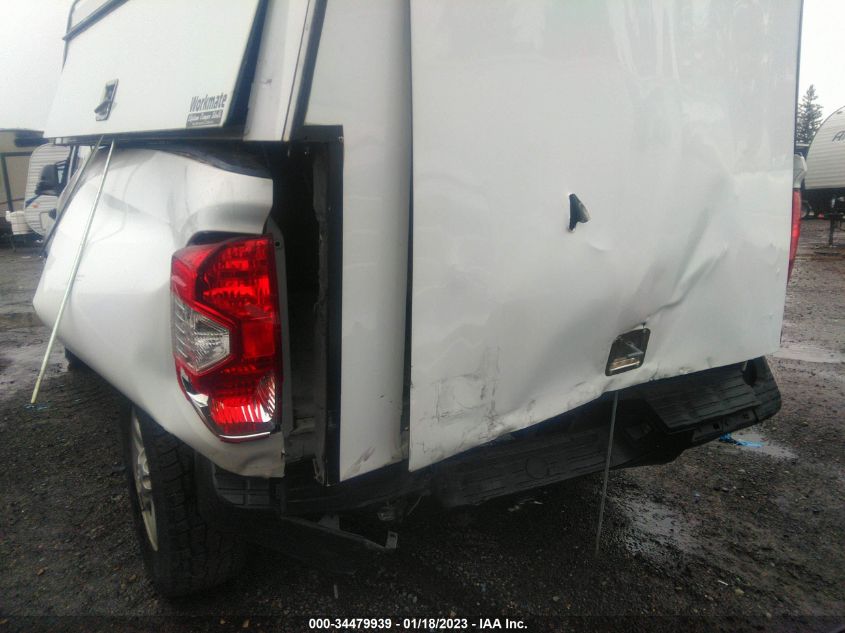 2017 TOYOTA TUNDRA SR 5.7L V8 - 5TFUY5F15HX631031