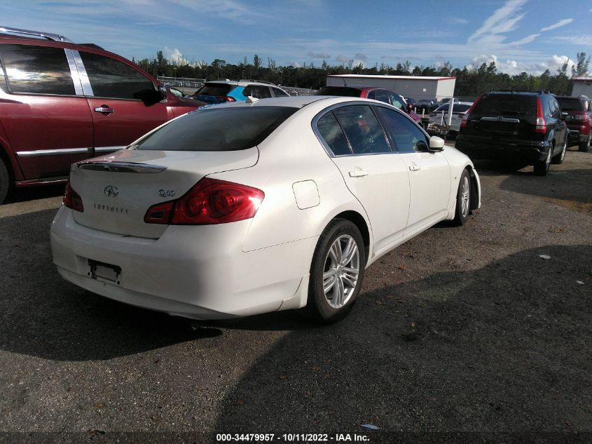 2015 INFINITI Q40 JN1CV6AP3FM500297