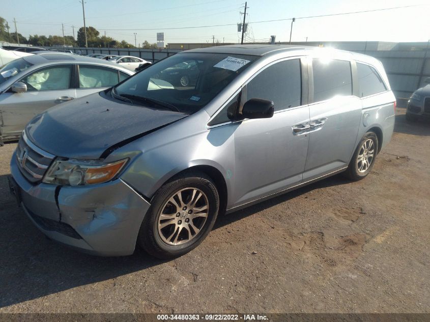 VIN 5FNRL5H69DB015477 2013 Honda Odyssey no.2