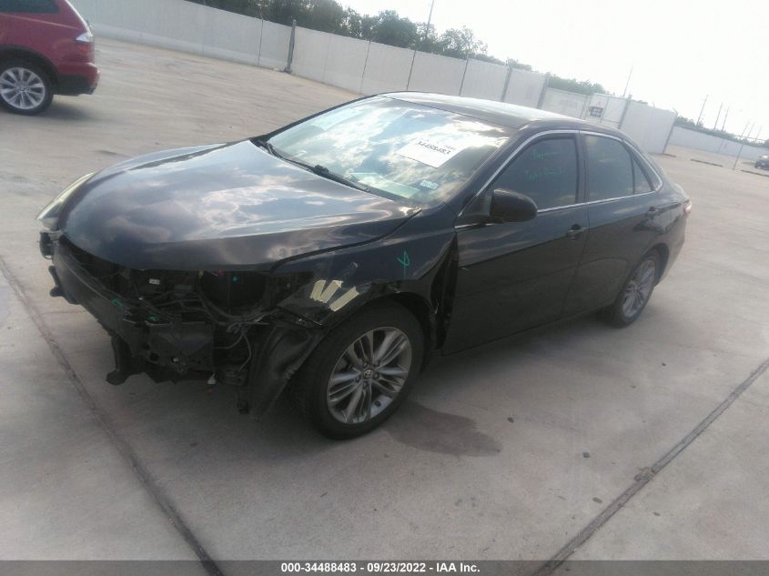 VIN 4T1BF1FK2HU267887 2017 TOYOTA CAMRY no.2