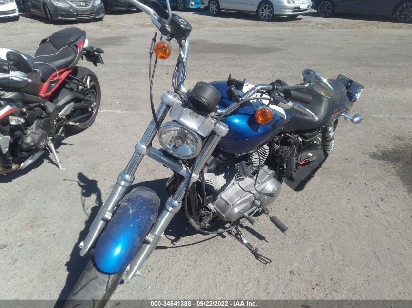 2017 HARLEY-DAVIDSON XL883 SUPERLOW 1HD4CR233HC430358