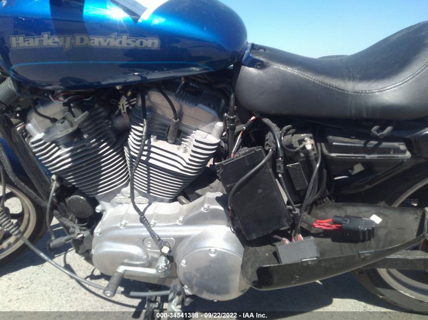 2017 HARLEY-DAVIDSON XL883 SUPERLOW 1HD4CR233HC430358
