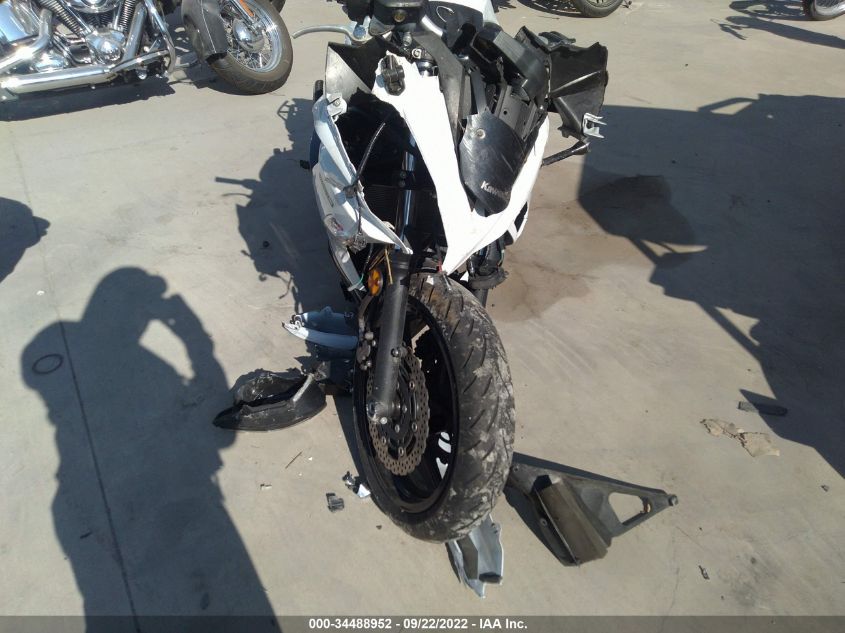 2015 KAWASAKI EX650 E JKAEXEE17FDA18817