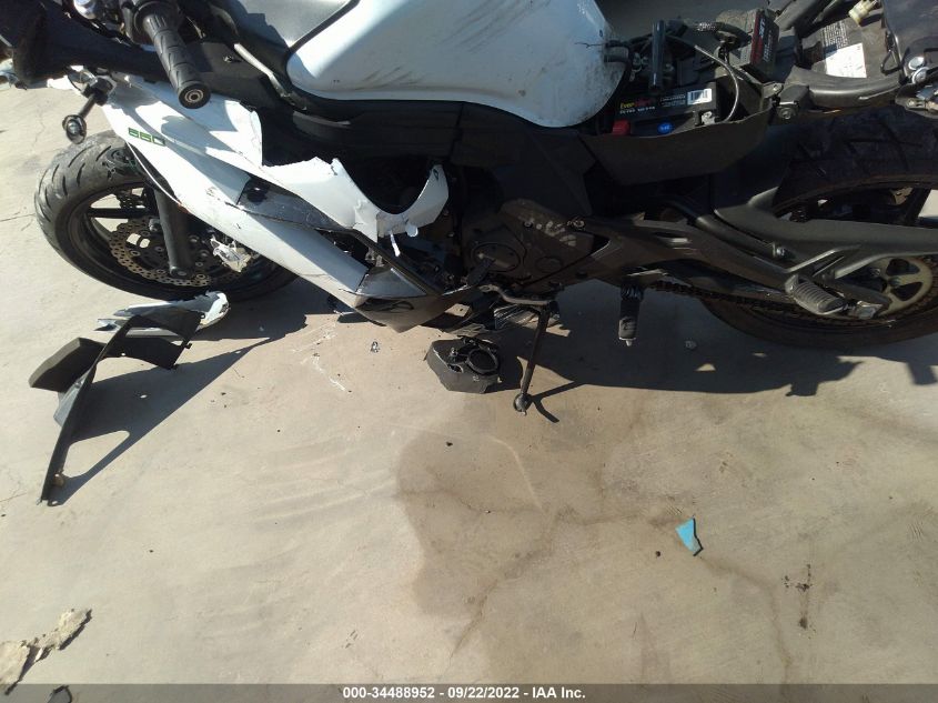 2015 KAWASAKI EX650 E JKAEXEE17FDA18817