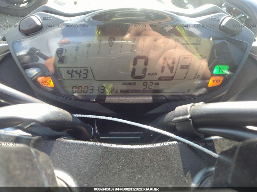2020 SUZUKI GSX-S750 M/Z JS1C533B5L7100792
