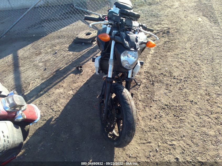 2016 YAMAHA FZ07 JYARM06E9GA006992