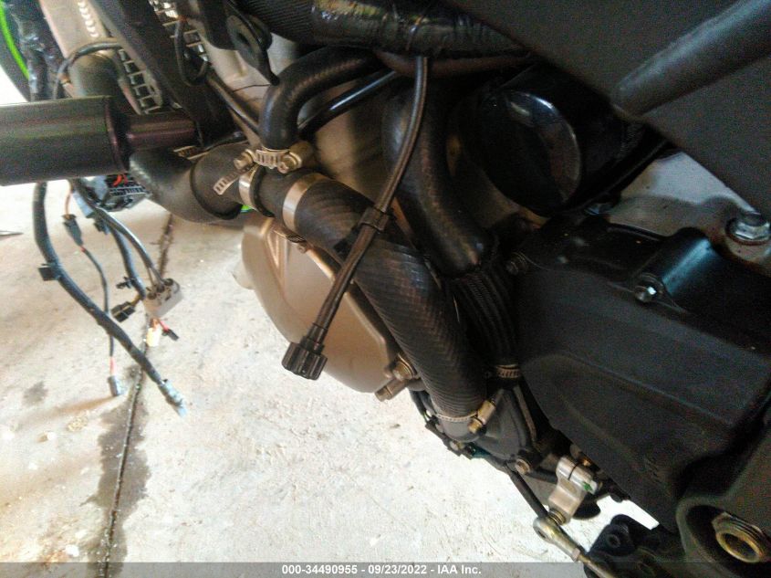 2016 KAWASAKI ZX636 E JKBZXJE10GA022052