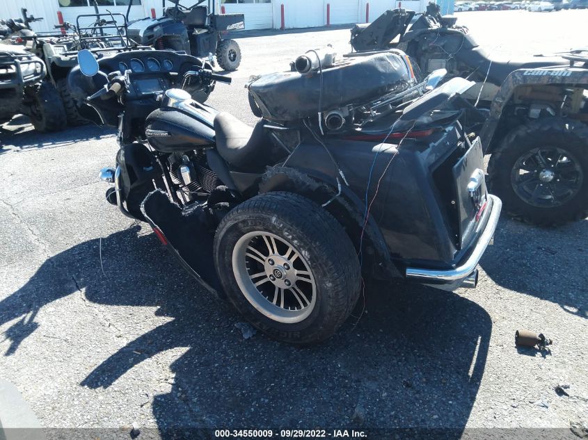 2014 HARLEY-DAVIDSON FLHTCUTG TRI GLIDE ULTRA 1HD1MAL1XEB858573
