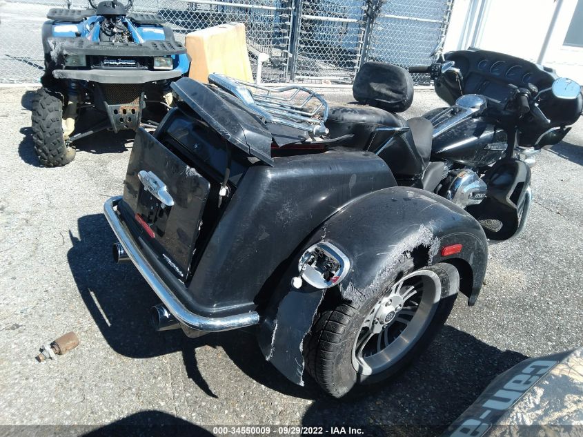 2014 HARLEY-DAVIDSON FLHTCUTG TRI GLIDE ULTRA 1HD1MAL1XEB858573
