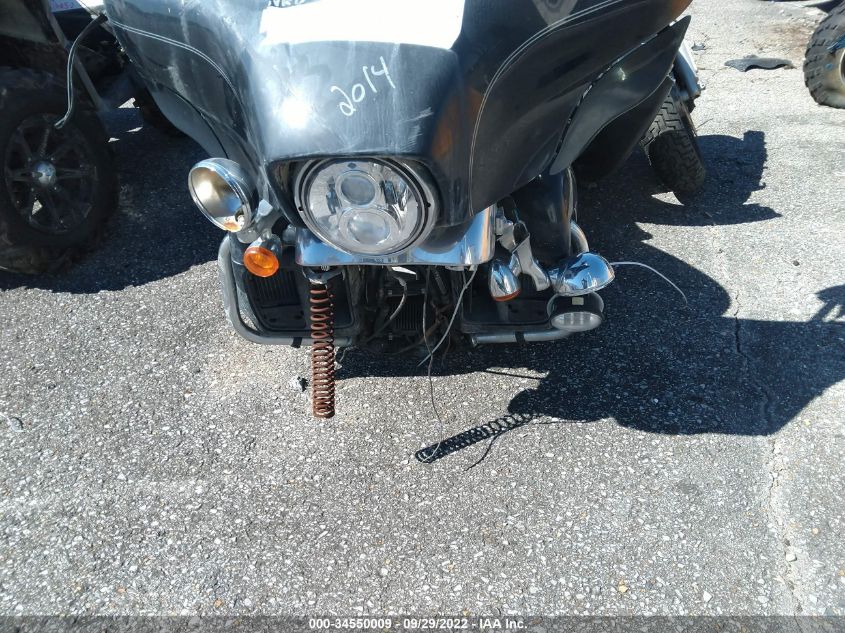 2014 HARLEY-DAVIDSON FLHTCUTG TRI GLIDE ULTRA 1HD1MAL1XEB858573