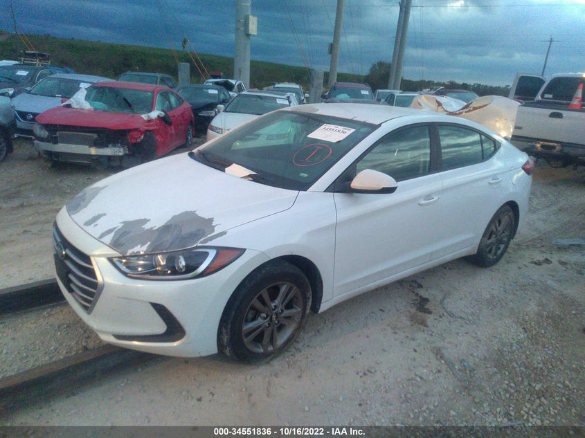 VIN 5NPD84LF9JH318432 2018 HYUNDAI ELANTRA SEL