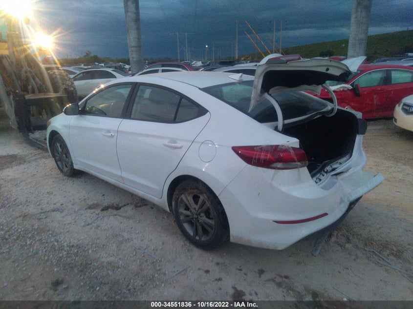 VIN 5NPD84LF9JH318432 2018 HYUNDAI ELANTRA SEL