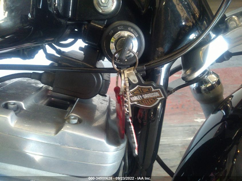 2002 HARLEY-DAVIDSON XL883 1HD4CAM142K153259