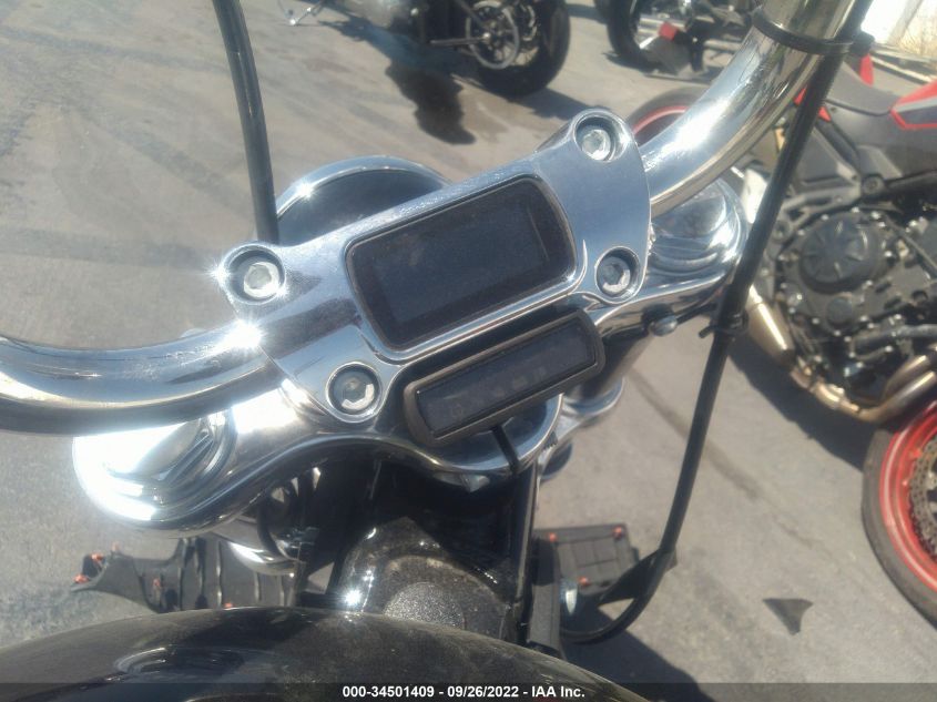 2021 HARLEY-DAVIDSON FXST 1HD1BVJ23MB013068