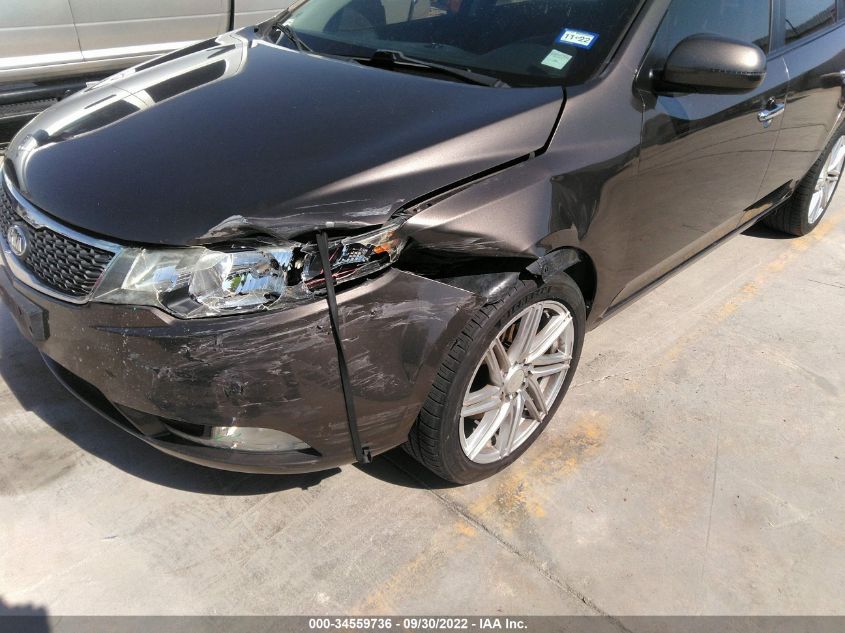 2013 KIA FORTE 5-DOOR SX KNAFW5A3XD5679716