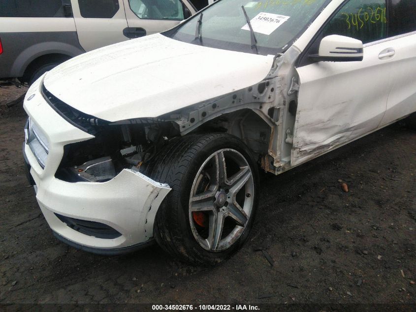 2015 MERCEDES-BENZ GLA 250 WDCTG4GB7FJ134945