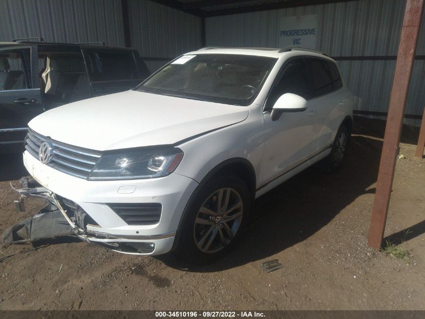2015 VOLKSWAGEN TOUAREG LUX WVGEP9BP7FD006374