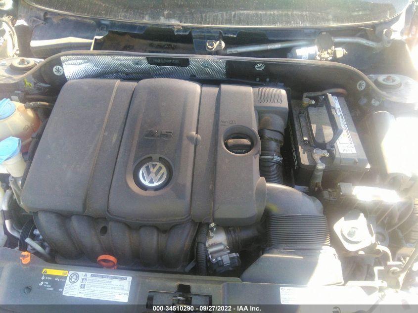 2013 VOLKSWAGEN BEETLE CONVERTIBLE 2.5L W/TECH 3VW5P7AT0DM811266