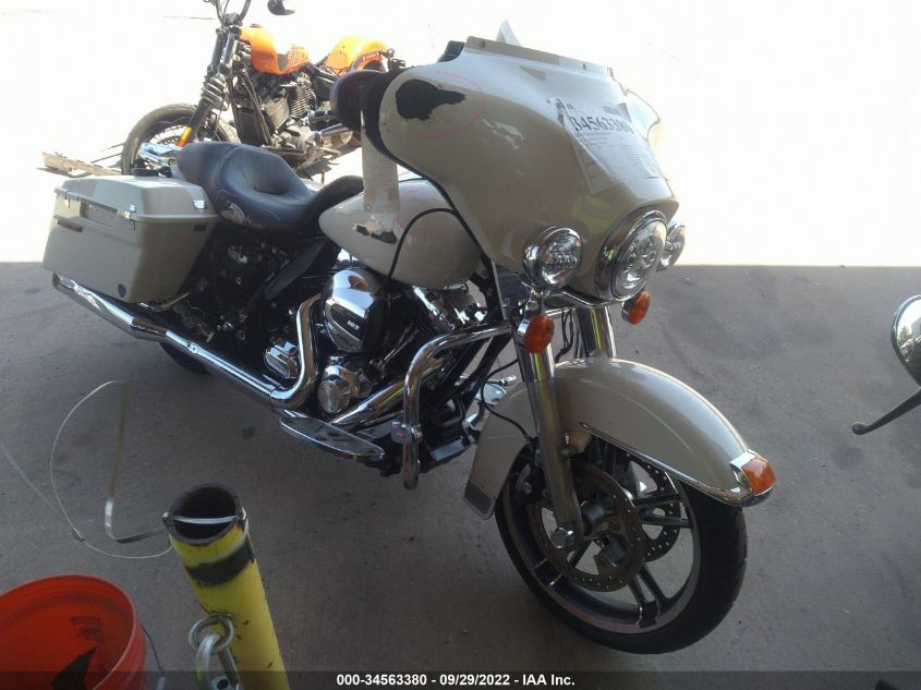2013 HARLEY-DAVIDSON FLHTP POLICE ELECTRA GLIDE 1HD1FMM19DB682382