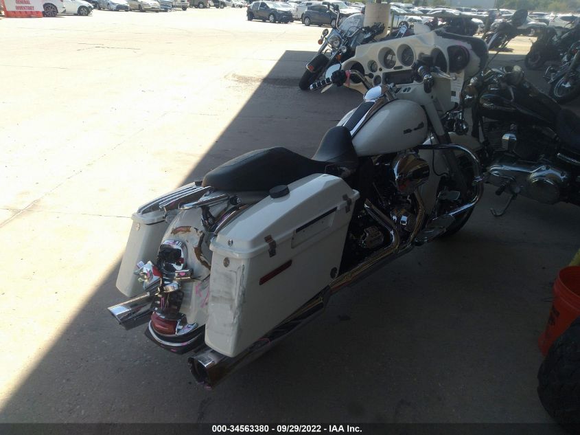 2013 HARLEY-DAVIDSON FLHTP POLICE ELECTRA GLIDE 1HD1FMM19DB682382