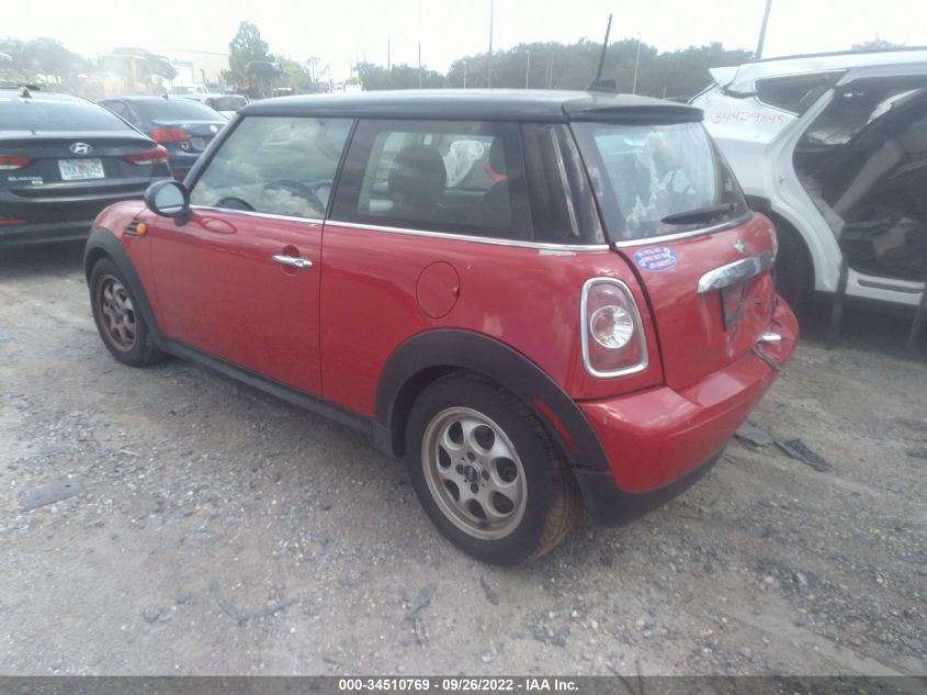 2013 MINI COOPER HARDTOP WMWSU3C5XDT677676