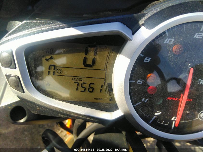 2013 TRIUMPH MOTORCYCLE STREET TRIPLE SMTL02NE0DT581051