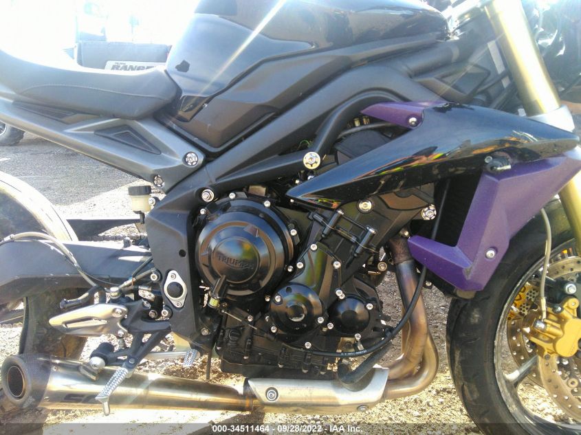 2013 TRIUMPH MOTORCYCLE STREET TRIPLE SMTL02NE0DT581051