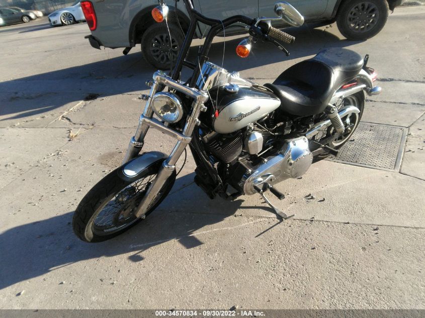 2012 HARLEY-DAVIDSON FXDC DYNA SUPER GLIDE 1HD1GV432CC304188