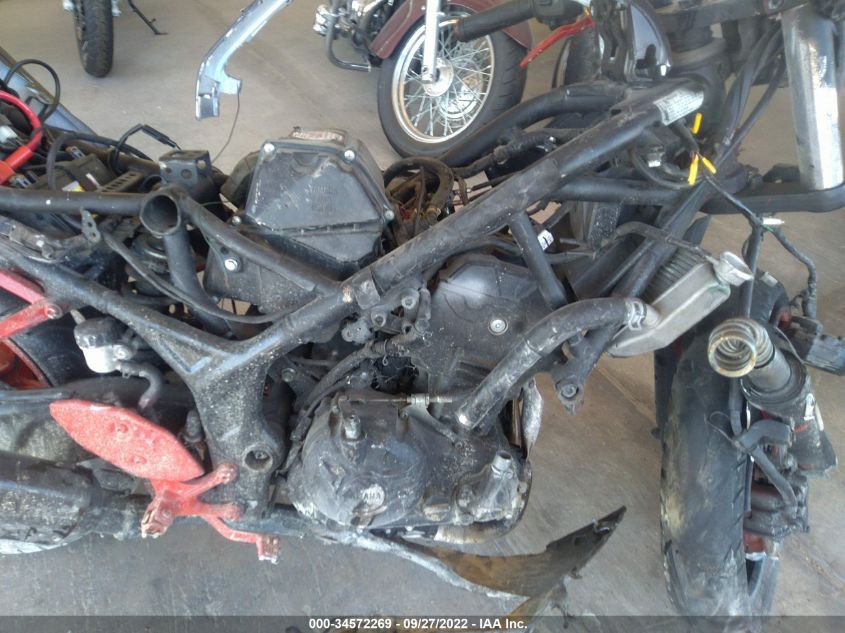 2015 YAMAHA YZFR3 MH3RH06Y4FK001440