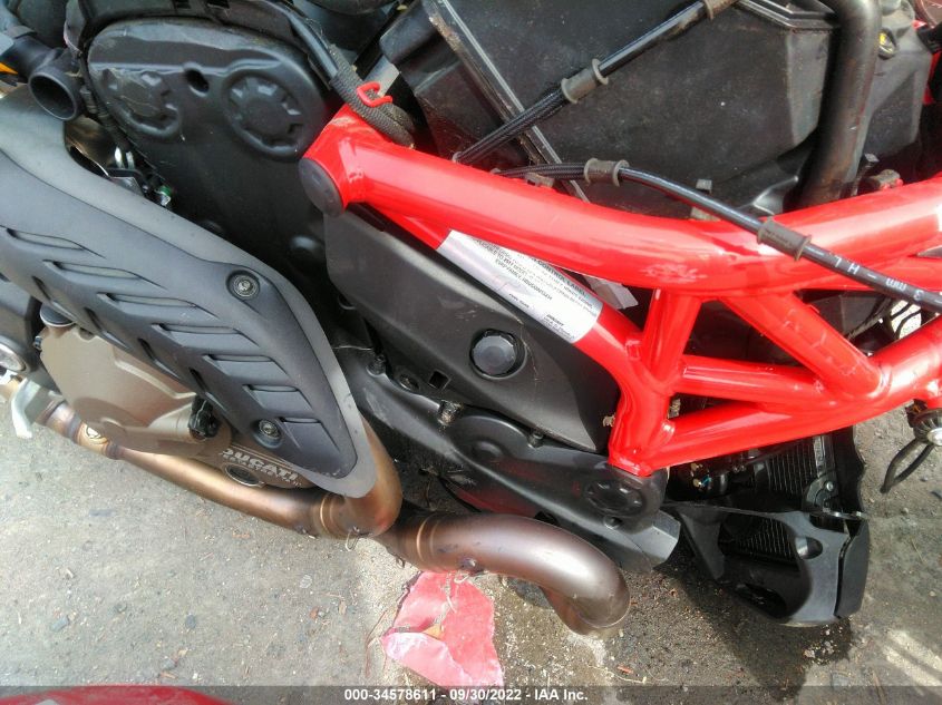2017 DUCATI MONSTER 821 ZDM1RBTS0HB024290