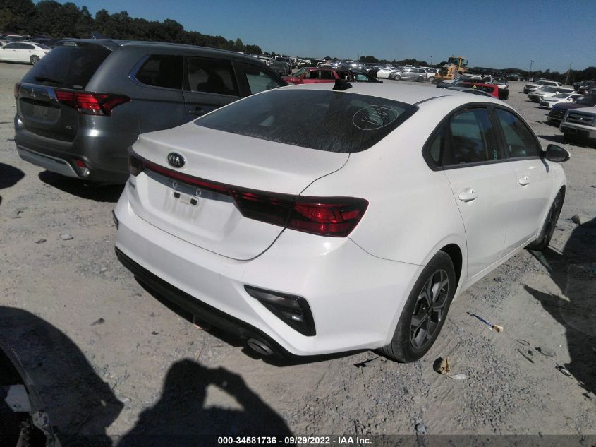 3KPF24AD9ME331069 Kia Forte LXS 6