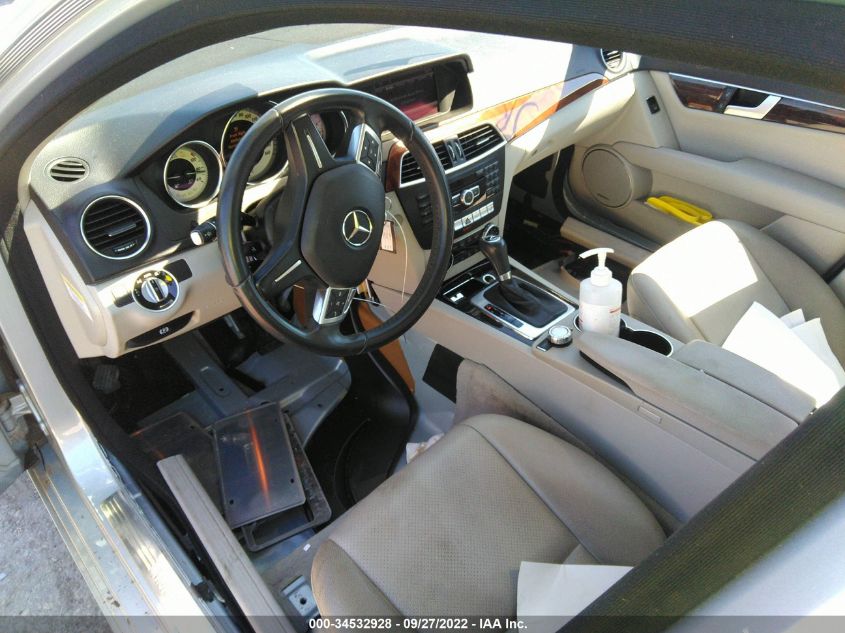 2013 MERCEDES-BENZ C-CLASS C 300 WDDGF8AB7DR253478