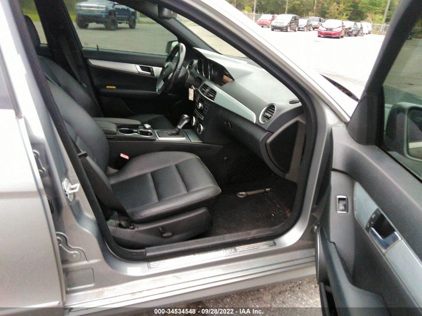 2013 MERCEDES-BENZ C 250 WDDGF4HB0DA870086