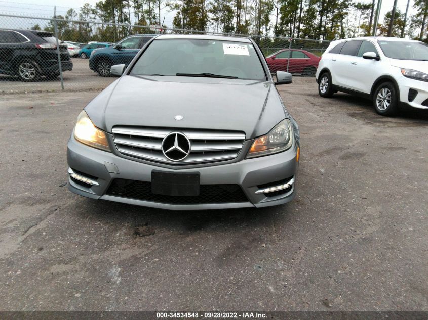 2013 MERCEDES-BENZ C 250 WDDGF4HB0DA870086