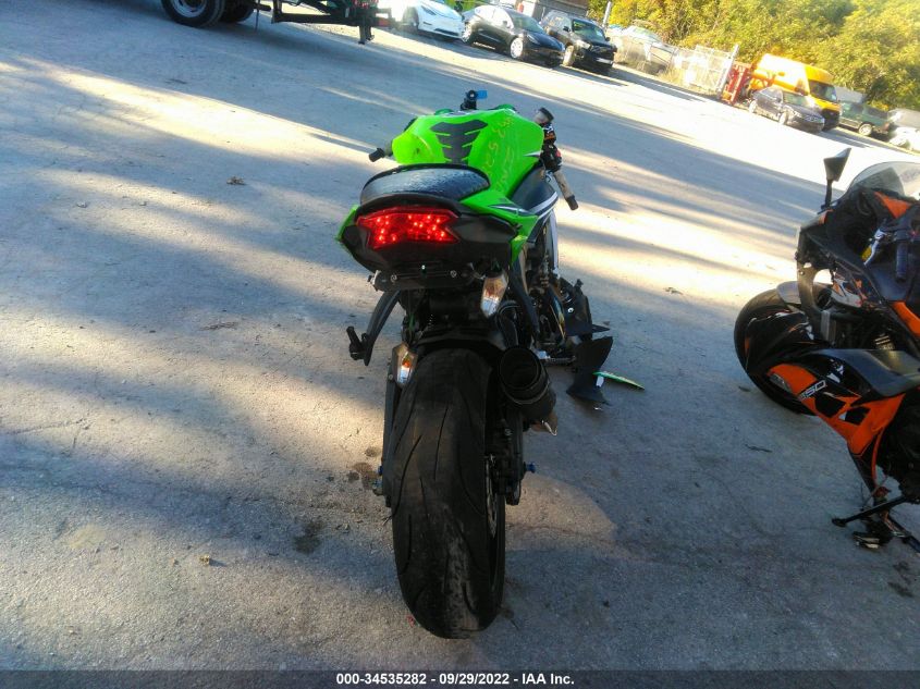 2015 KAWASAKI ZX636 E JKBZXJE14FA015880