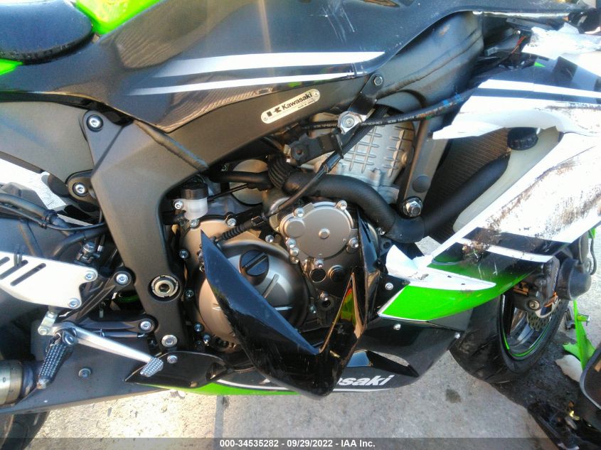 2015 KAWASAKI ZX636 E JKBZXJE14FA015880