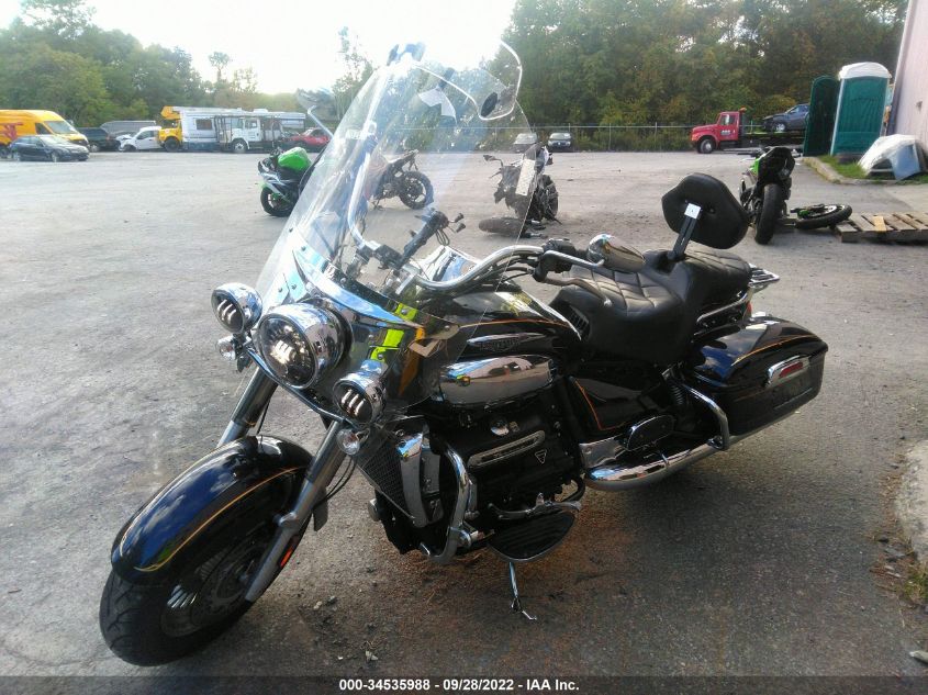 2015 TRIUMPH MOTORCYCLE ROCKET III TOURING ABS SMTC06LR5FJ684428